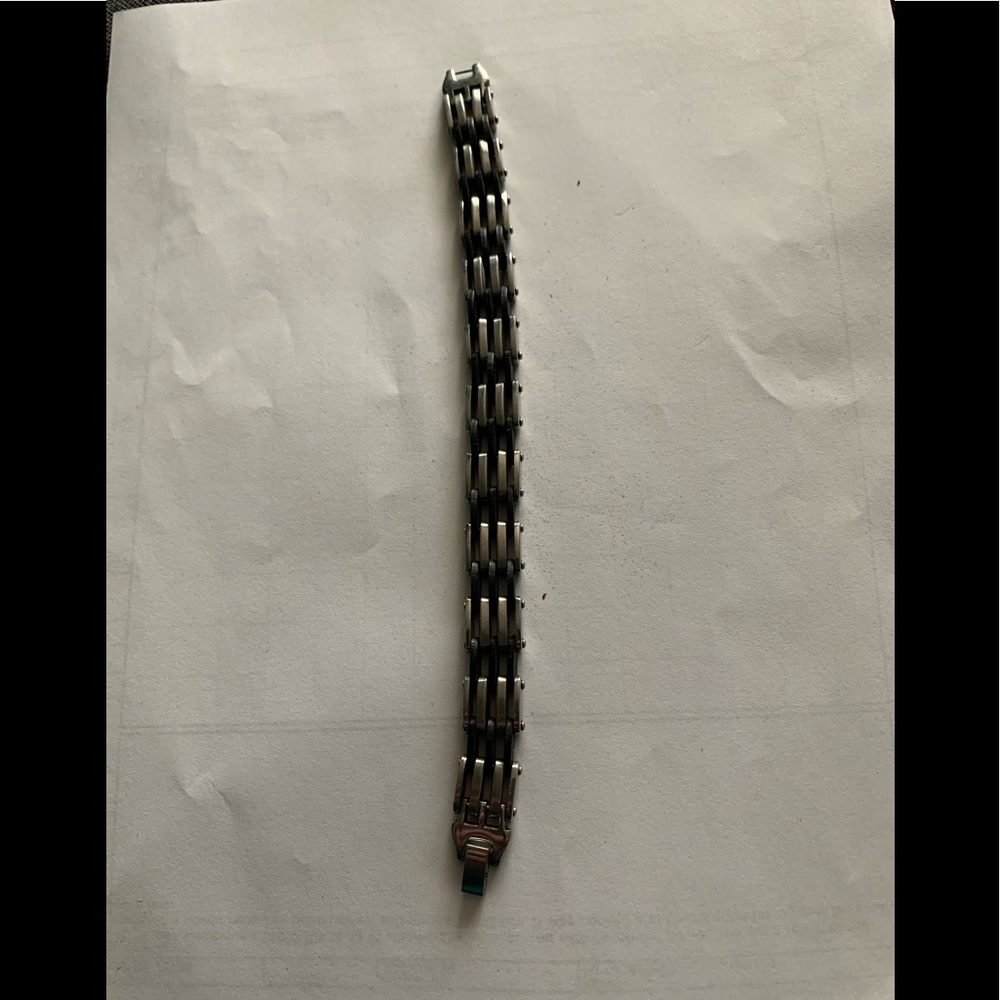 Stainless steel bracelet